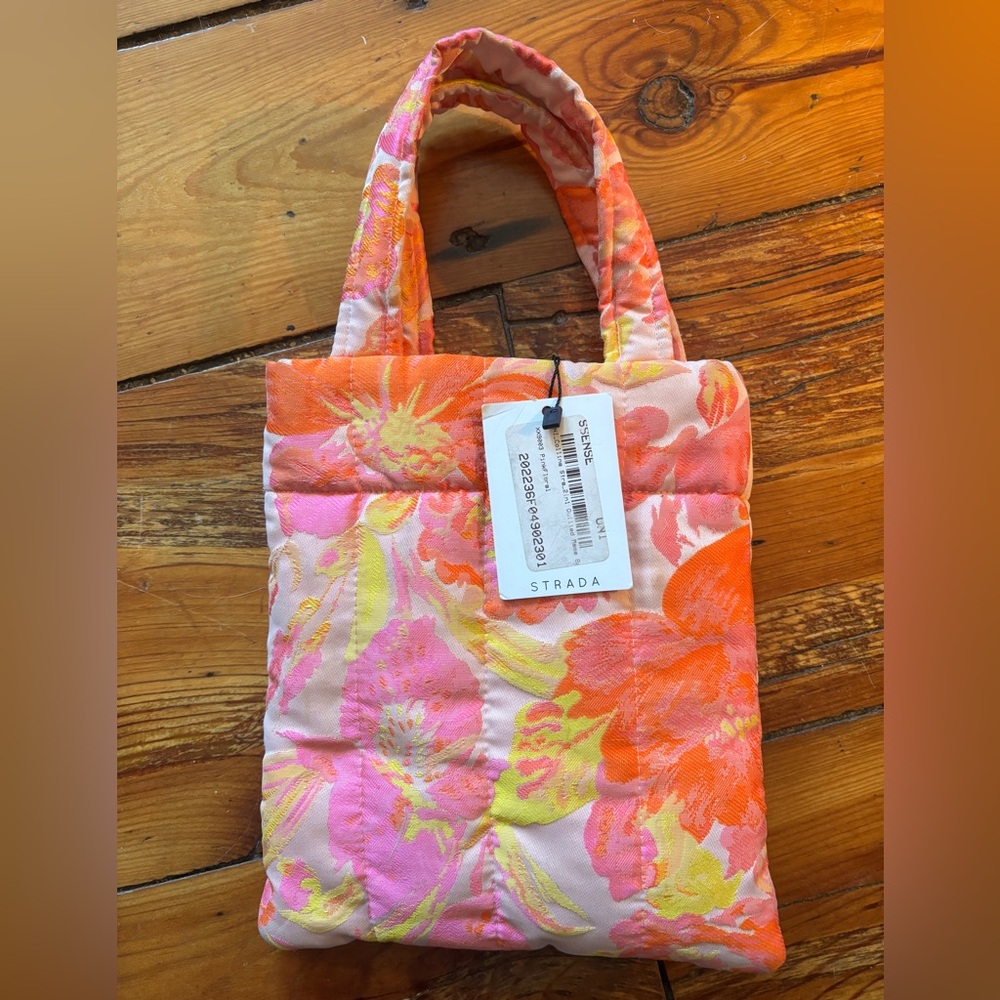 Collina Strada Quilted Meme Bag - Picture 4 of 4